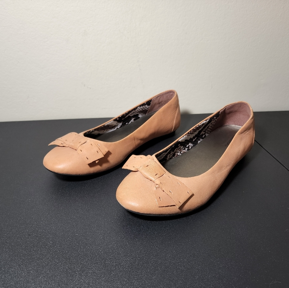Clarks Poem Court Slip On Loafer Women's Shoes Size 8M
